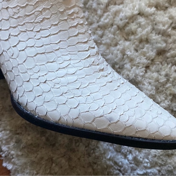 MATISSE CATY ANKLE BOOT Size 6 - Picture 2 of 8